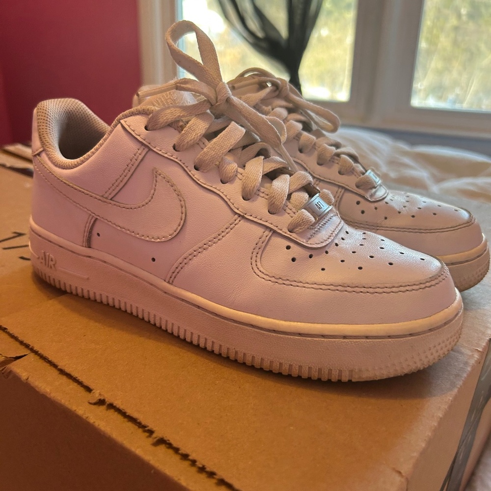 Kids sneakers